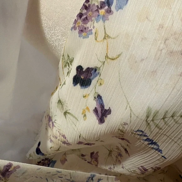 Express Floral V-neck Peplum Top women’s XL - Picture 4 of 12